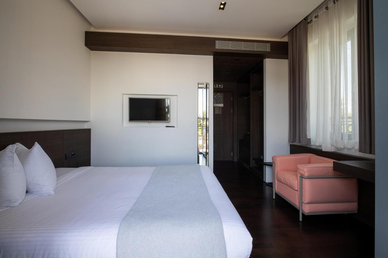 Superior Double Room,1025466205:JPEG